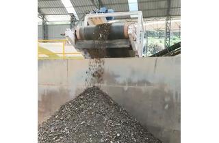 南靖陳腐垃圾篩分現(xiàn)場